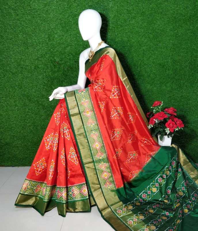 Exclusive Ikkat Pochampally Designer Pattern with Zari Kaddi Border Saree IKTR73VJMSS