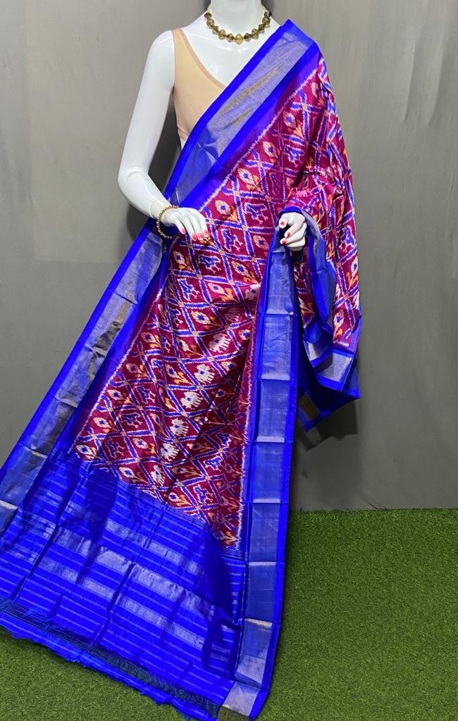 Handwoven Pochampally Ikkat Silk Dupatta with Zari Border_IKTE18VT8SD