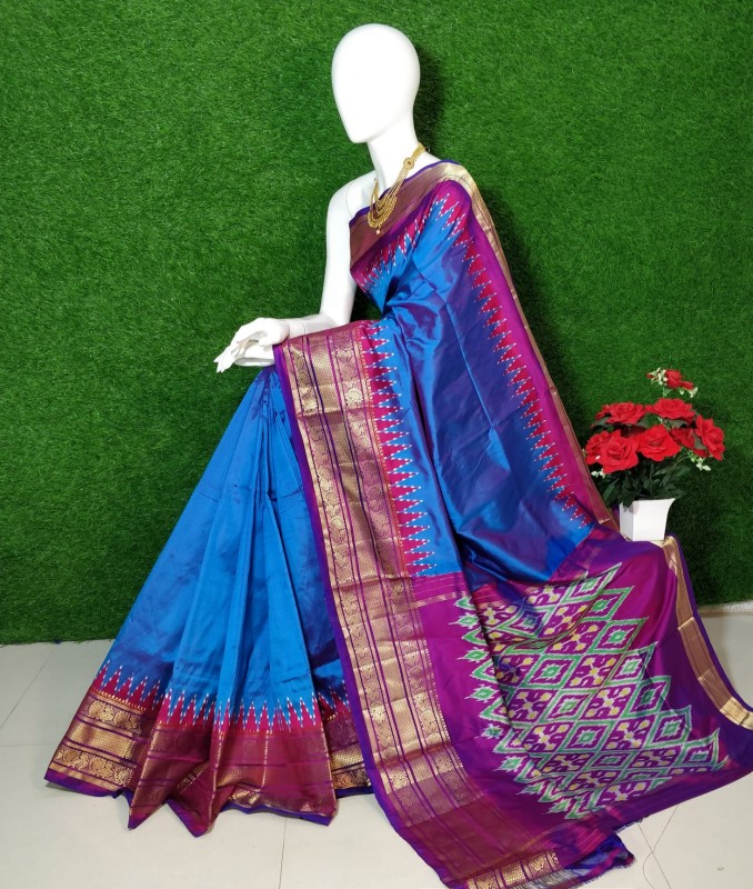 Ganga Jamuna Pochampally Ikkat Silk Saree With Kanchivaram Zari Border IKTZ9AH89SS