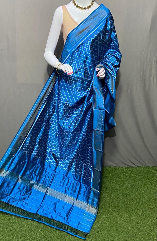Handwoven Pochampally Ikkat Silk Dupatta with Zari Border_IKTGZU4BZSD