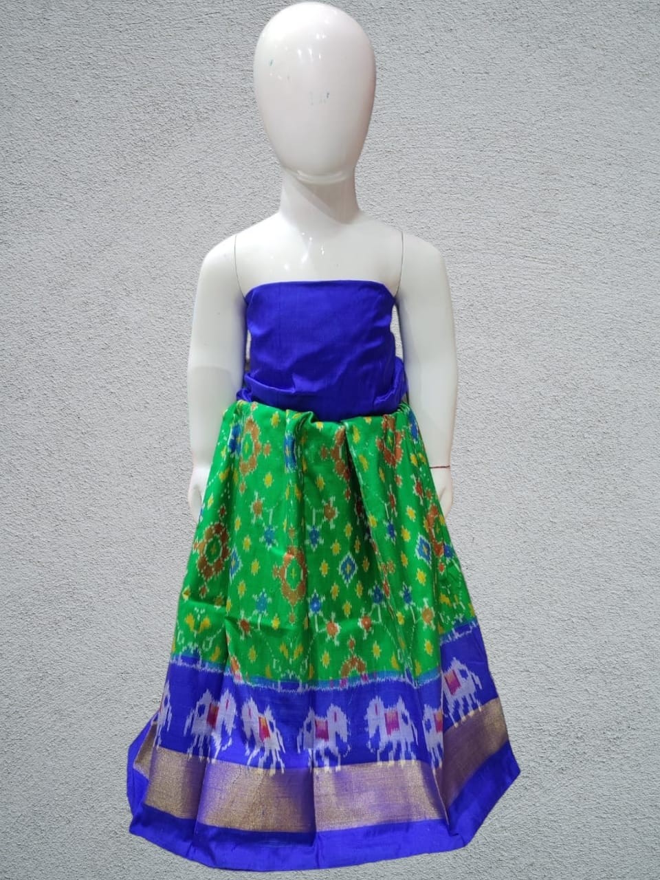 Handwoven Pochampally Ikkat Silk kids Lehenga IKTAZ6ELVSL