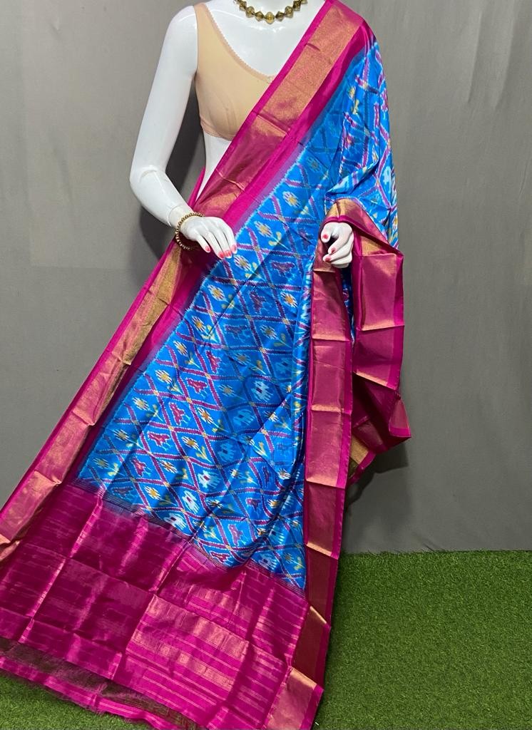 Handwoven Pochampally Ikkat Silk Dupatta with Zari Border_IKTOGKM2QSD