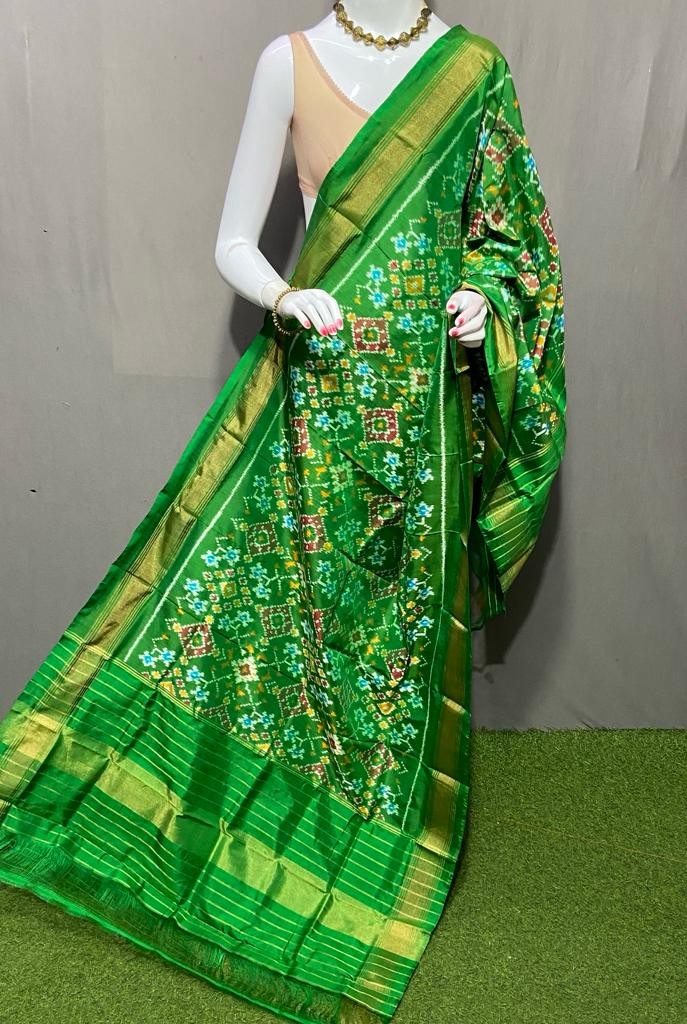 Handwoven Pochampally Ikkat Silk Dupatta with Zari Border_IKTTM3TW3SD