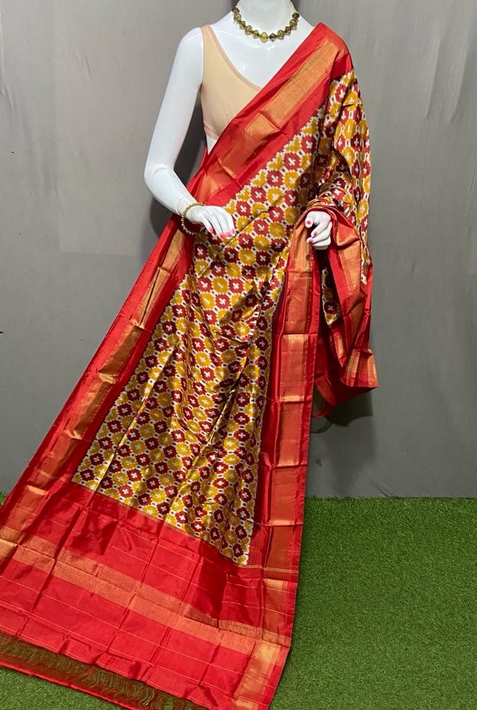 Handwoven Pochampally Ikkat Silk Dupatta with Zari Border_IKTNBQF0FSD