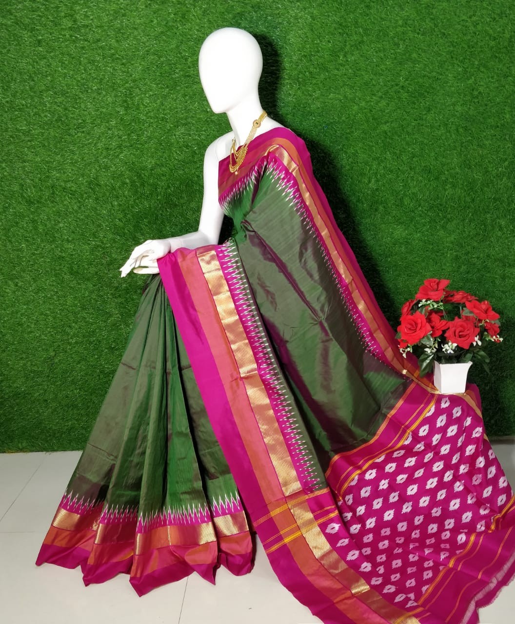 Pochampally Ikkat Silk Saree With  Beautiful Color Combination  IKTI5UQLHSS