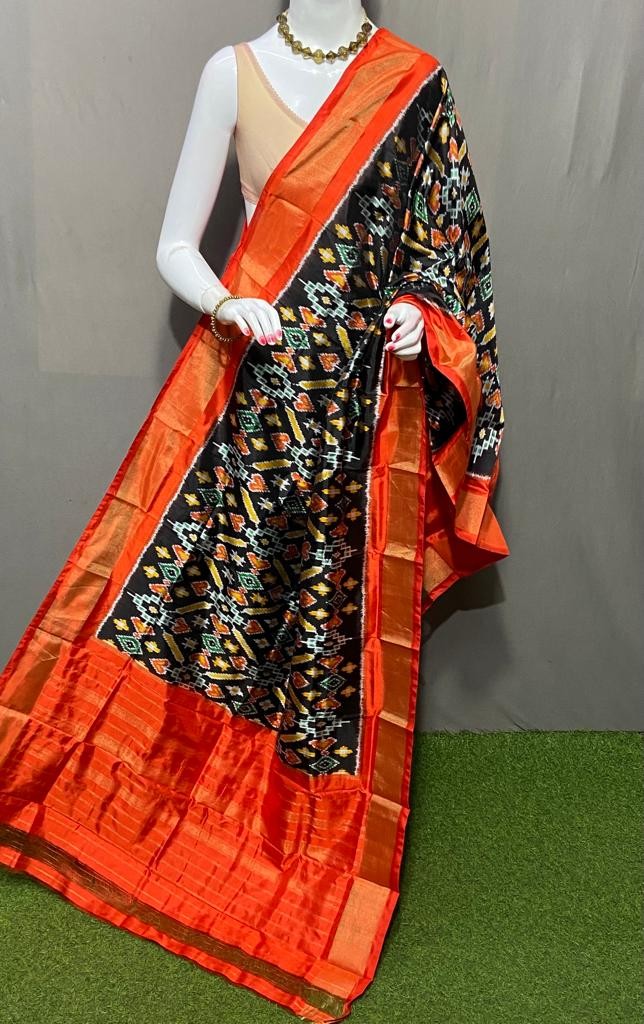 Handwoven Pochampally Ikkat Silk Dupatta with Zari Border_IKTJ2UQZCSD