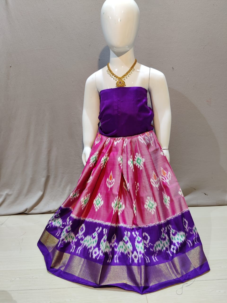 Handwoven Pochampally Ikkat Silk kids Lehenga IKT7HUGUBSL