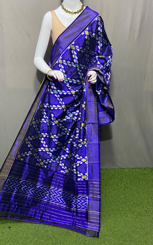 Handwoven Pochampally Ikkat Silk Dupatta with Zari Border_IKTJVRR48SD