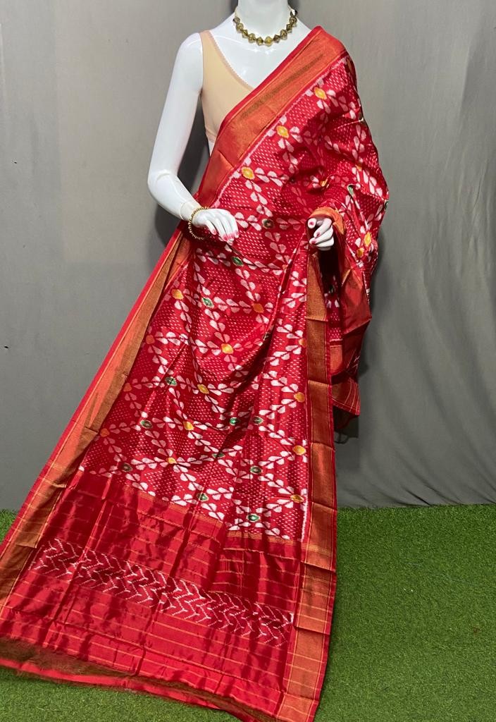 Handwoven Pochampally Ikkat Silk Dupatta with Zari Border_IKTPAA8NWSD