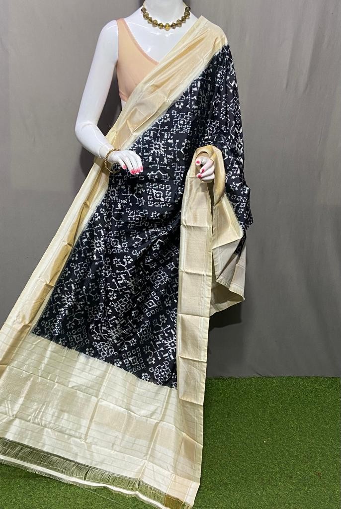 Handwoven Pochampally Ikkat Silk Dupatta with Zari Border_IKT37VNPESD