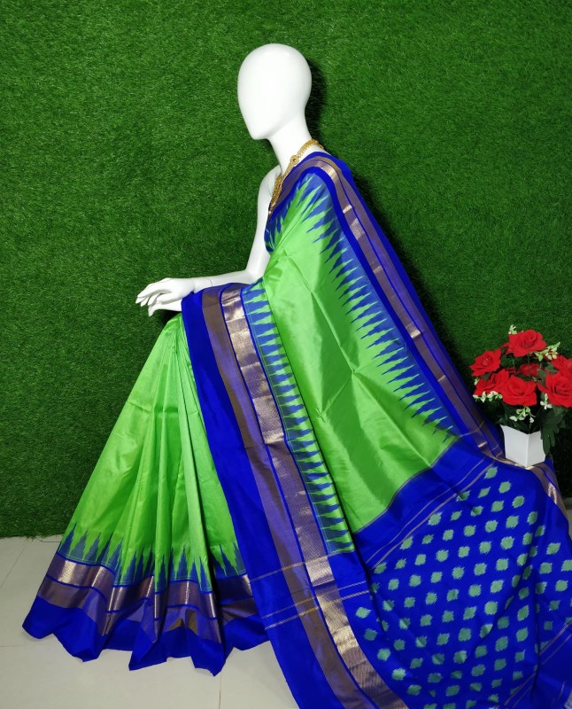 Pochampally Ikkat Silk Saree With  Beautiful Color Combination  IKT064LALSS
