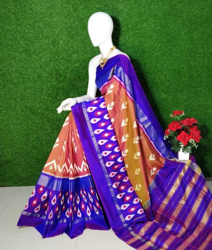 Ikkat Silk Saree With Beautiful motifs & Color Combination  IKTCMIOSVSS