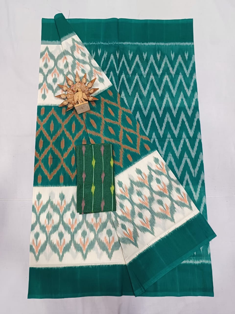 Double ikkat sales cotton sarees price